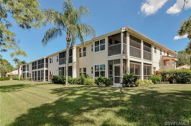 1st image of 784 Woodshire Ln