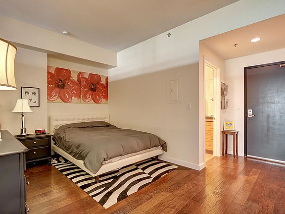 5th image of 2701 Western Ave Unit 3002