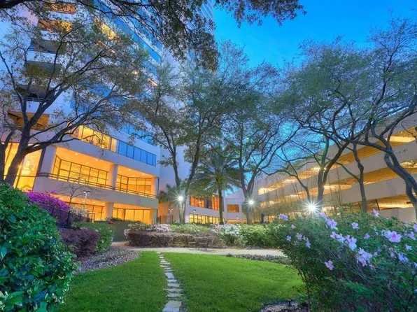 101 Westcott St Unit 802, Houston, TX 77007