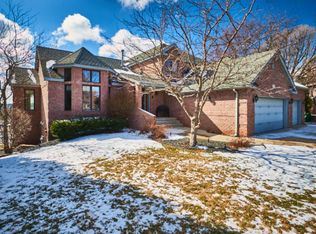 714 Bridle Ridge Rd, Eagan, MN 55123