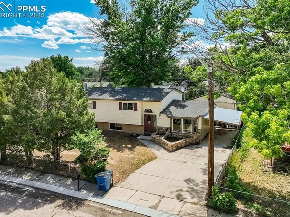 1690 Bonita Dr, Fountain, CO 80817