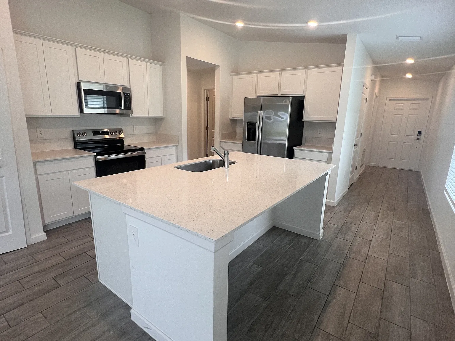 1668 Colebrook Circle Southwest - 1 — Photo 2