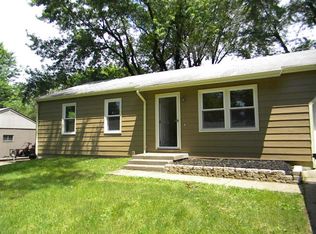 208 Park Ave, Belton, MO 64012