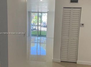 16950 W Dixie Hwy #B141-141, North Miami Beach, FL 33160