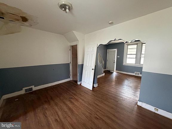 5th image of 3040 Tilton St