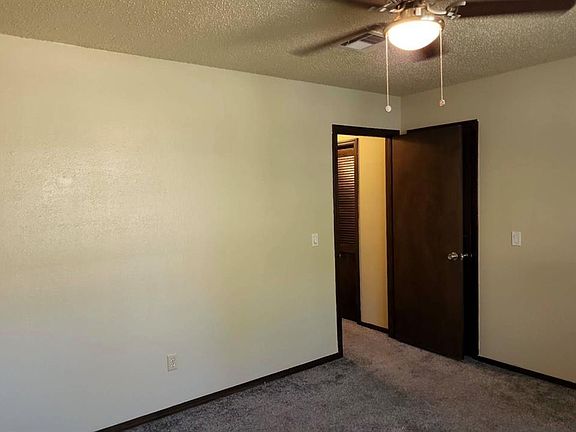 5th image of 316 S English Dr