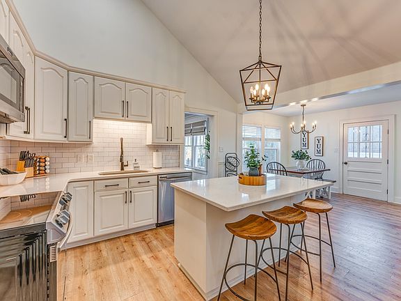 5th image of 4950 Yum Yum Rd