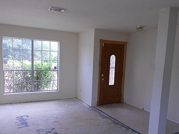 2nd image of 15715 Briargate Ct