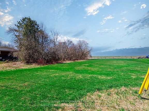 3rd image of LOT Pendleton St