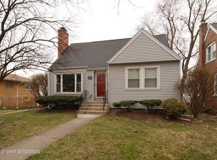 3822 Blanchan Ave, Brookfield, IL 60513