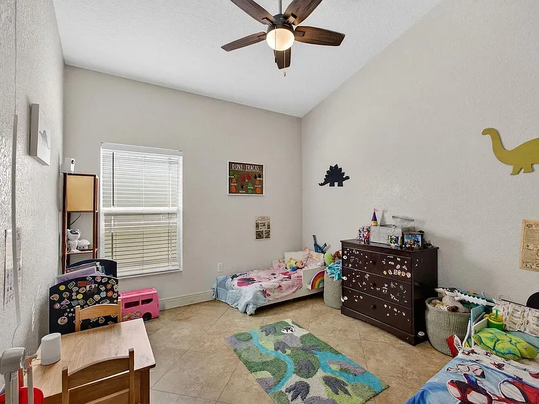 3125 Shelby Way — Photo 10