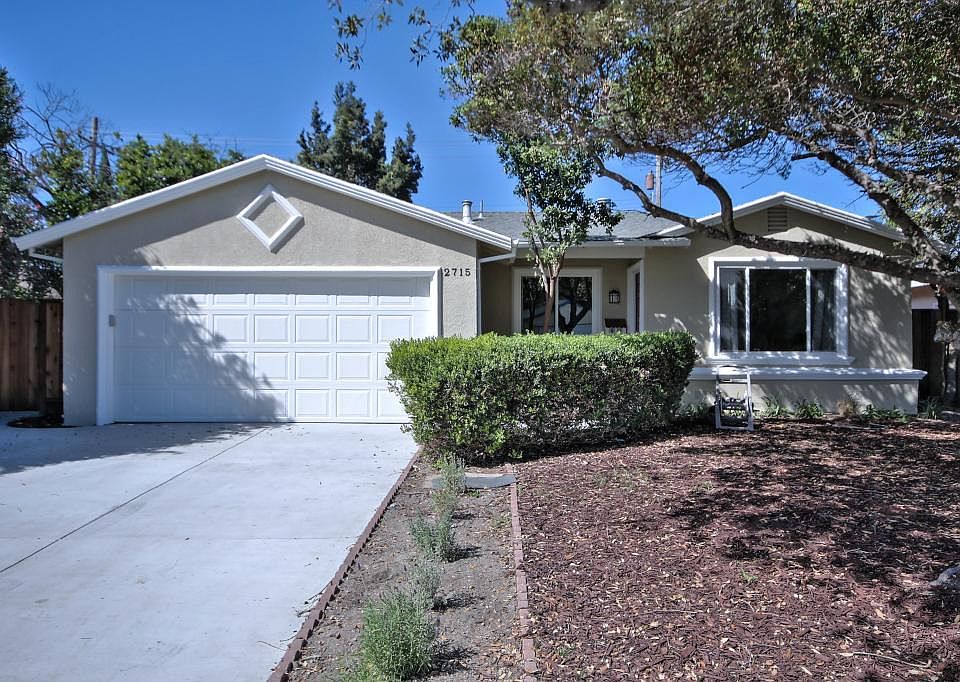 1st image of 2715 Bonnie Dr