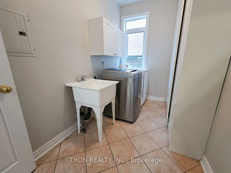 32 Arundel Dr — Photo 11