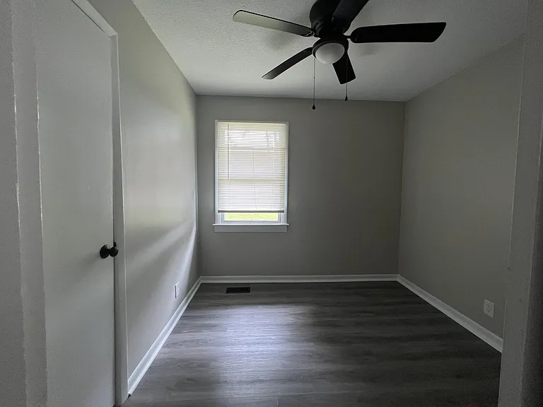 518 Ohara St — Photo 9