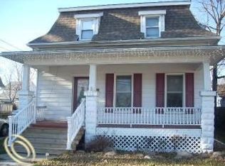 712 Adams St, Monroe, MI 48161