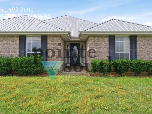 9841 Watkins Dr, Fairhope, AL 36532