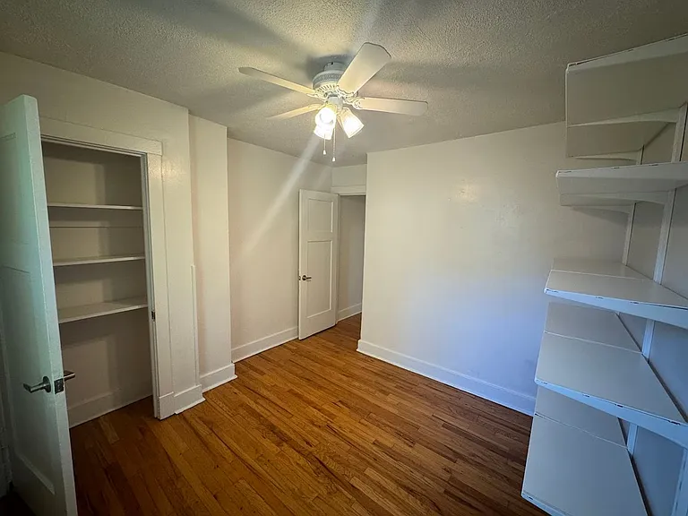 6325 Glenview Pl — Photo 13