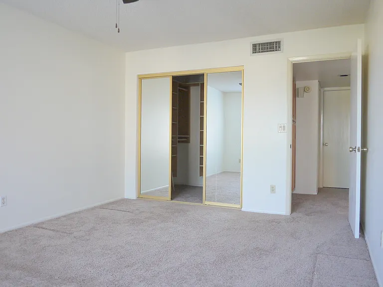 700 E Mesquite Cir #P216 — Photo 8