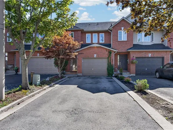 40 Fairhaven Dr, Hamilton, ON L8J 3X8