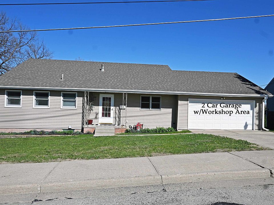 1st image of 704 N 11th St