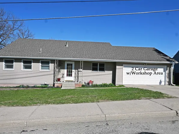 704 N 11th St, Norfolk, NE 68701