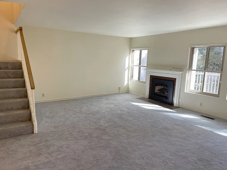 6 Tollridge Ct — Photo 12