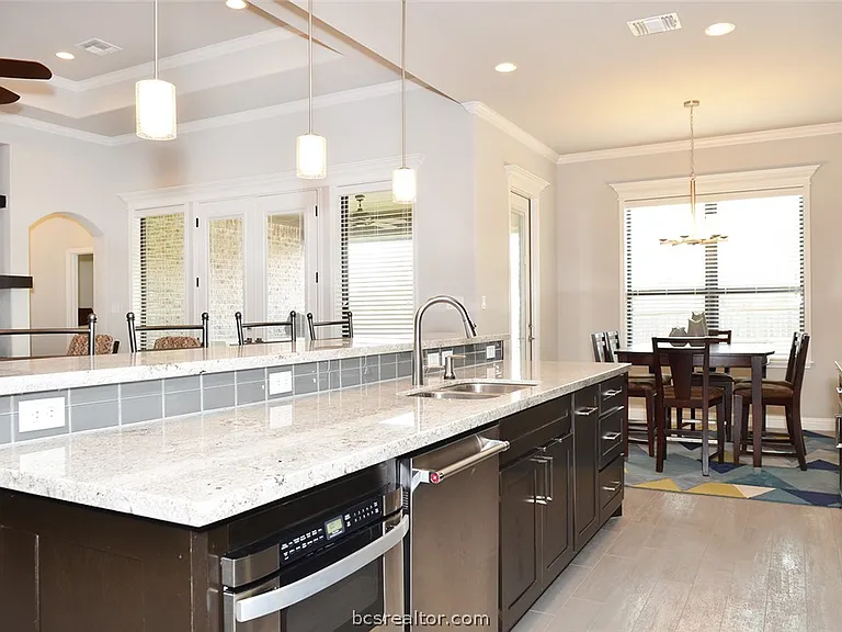 3212 Ashville Path — Photo 4