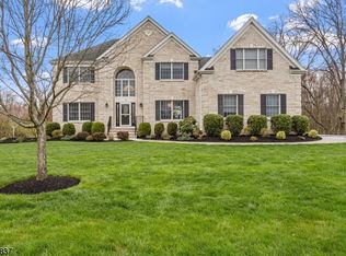 15 Petrik Farm Rd, Hillsborough, NJ 08844