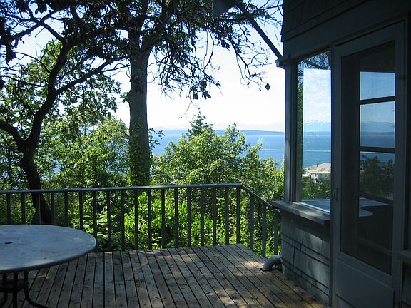 Deck off the dining room