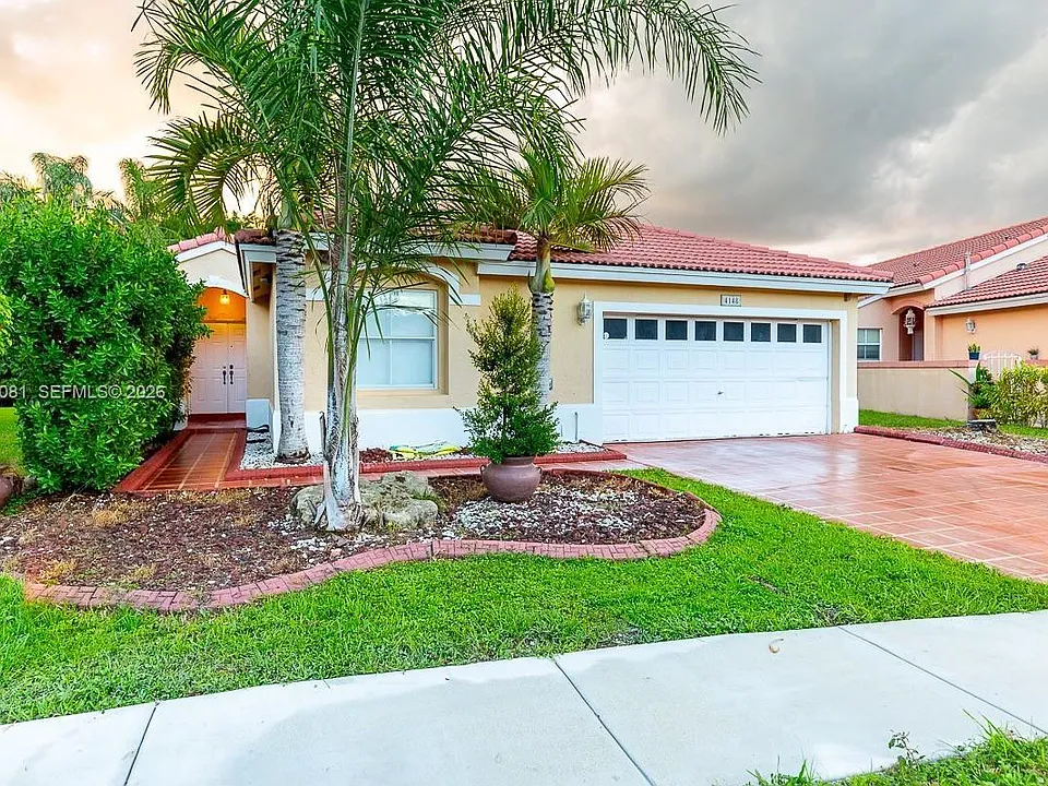 4148 SW 153rd Ter