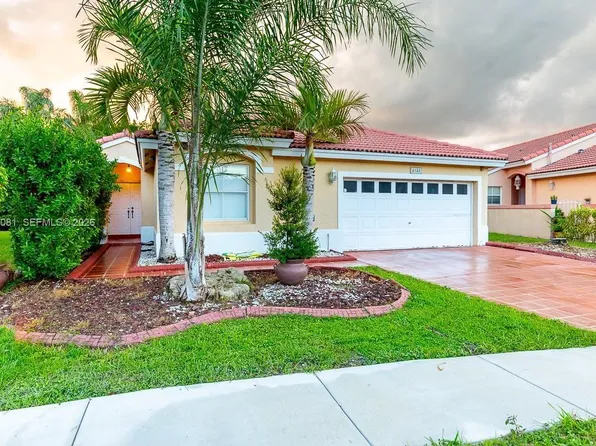 4148 SW 153rd Ter, Hollywood, FL 33027