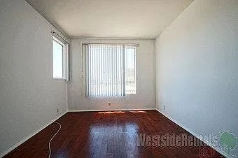 8349 Blackburn Ave #302 — Photo 12
