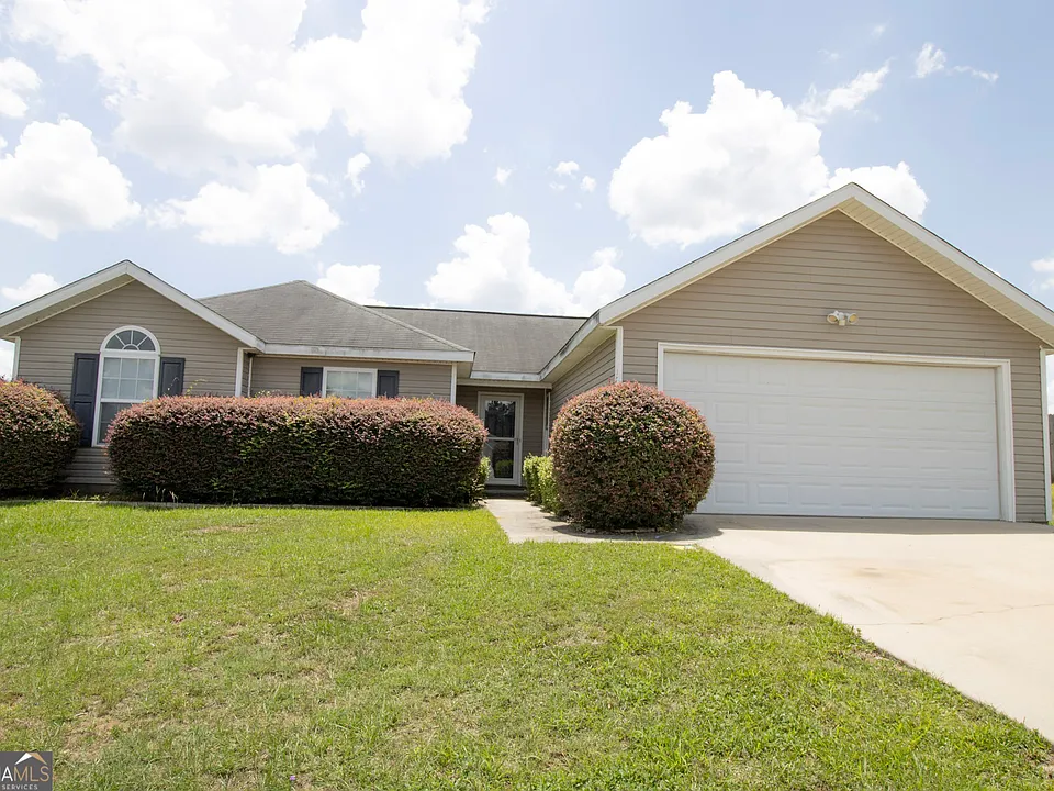 206 N Bridgeport Dr