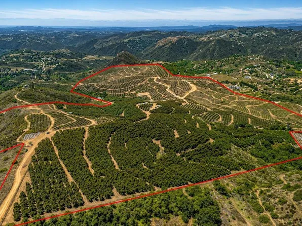 45000 Rancho Fallbrook Rd, Temecula, CA 92590