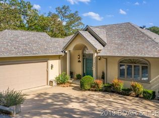 356 Hunters Run, Linn Creek, MO 65052