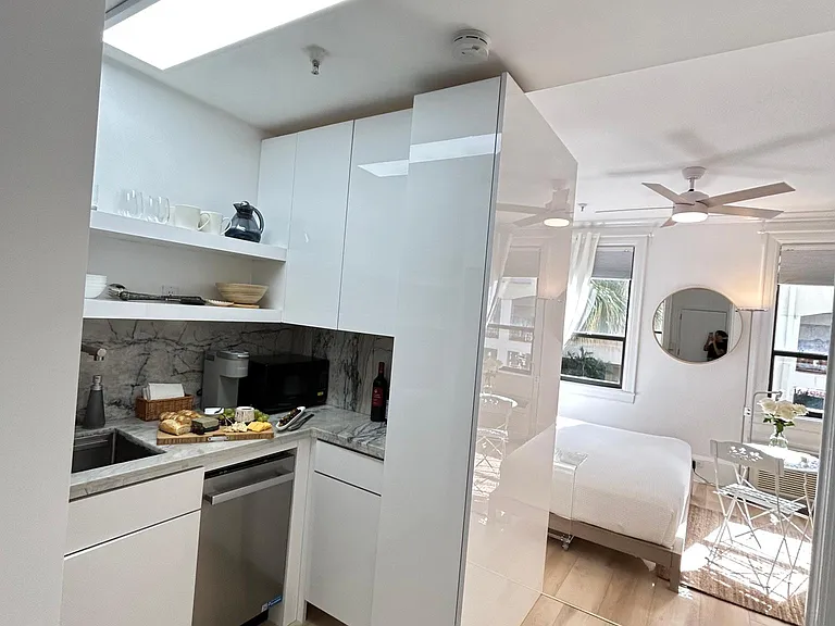 235 Sunrise Ave #1013 — Photo 23