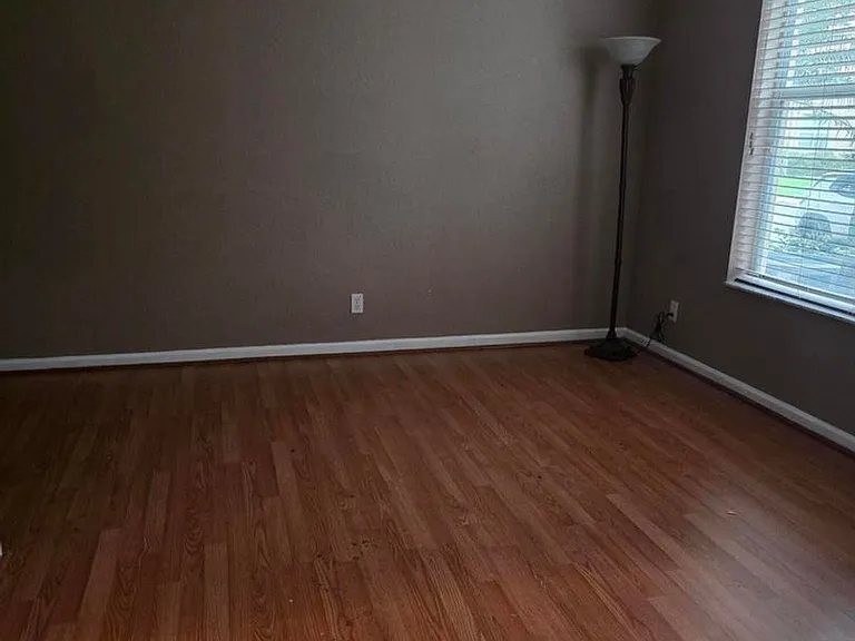 2866 S Oasis Dr #Townhouse 2866 — Photo 2
