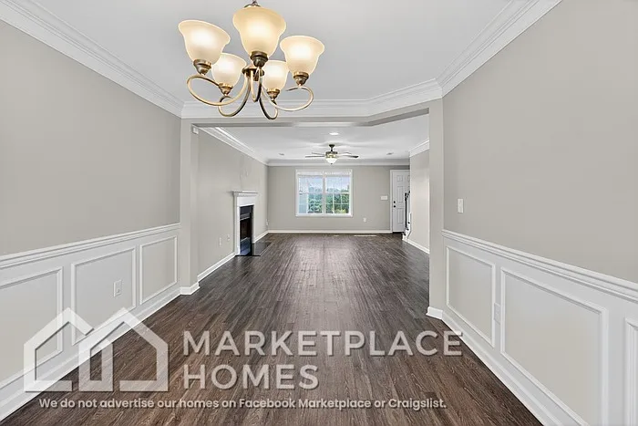 1129 Cloud View Dr — Photo 8