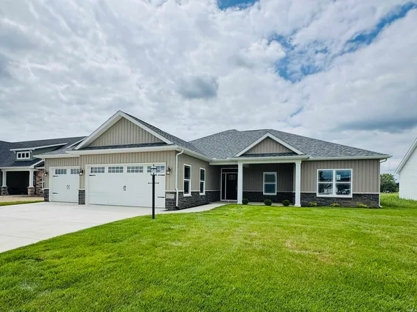 2257 Raccoon Run Blvd, Winona Lake, IN 46590