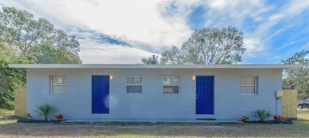 2 bed, 1.0 bath, 589 sqft, $1,249 — Photo 1