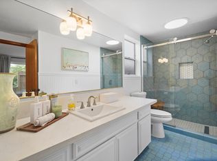 300 Rossmore Dr, Oxnard, CA 93035