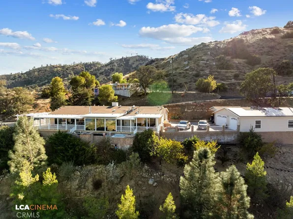 2 Deodar Dr, Wofford Heights, CA 93285