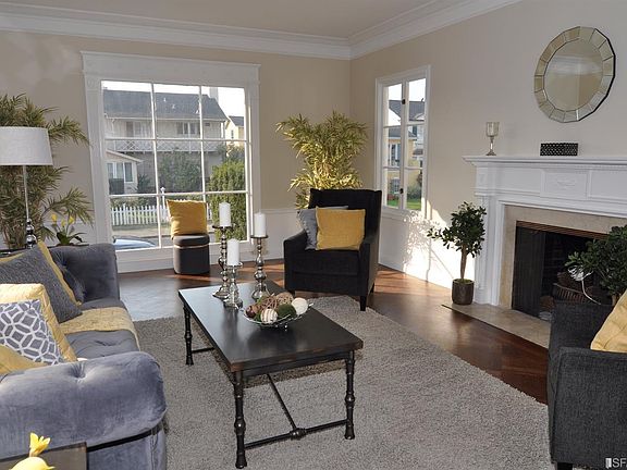 4th image of 70 Beachmont Dr