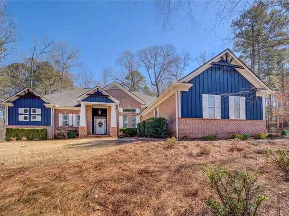 410 Fitzgerald Ln, Fayetteville, GA 30215