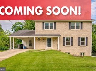 6910 Eagleton Ln, Fort Washington, MD 20744