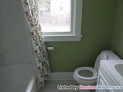 2nd image of 3012 Barton Ave