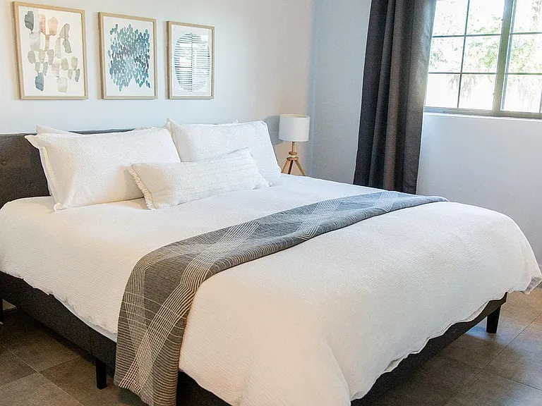 7431 E Coronado Rd — Photo 31