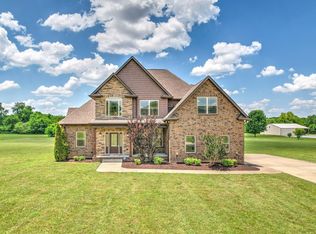 572 Lovers Ln, Lebanon, TN 37087