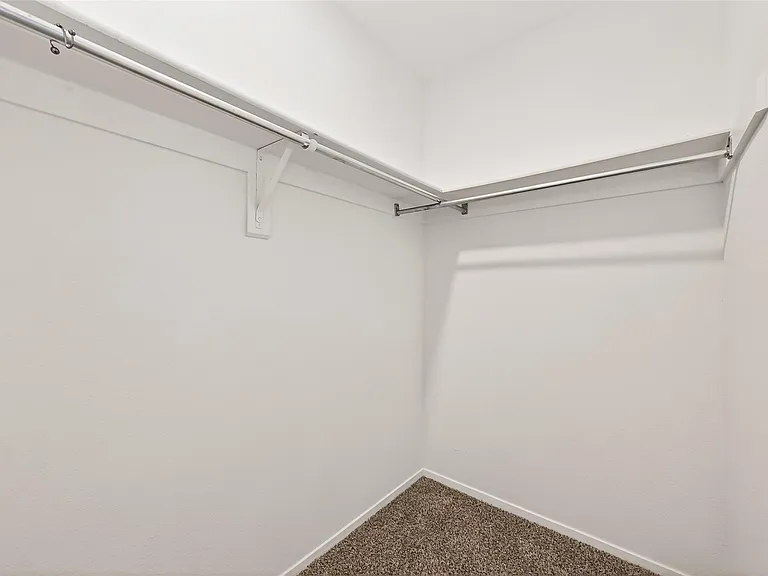 927 Comstock Springs Dr — Photo 12
