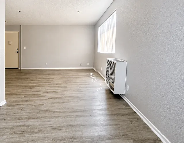 12303 Grevillea Ave — Photo 12